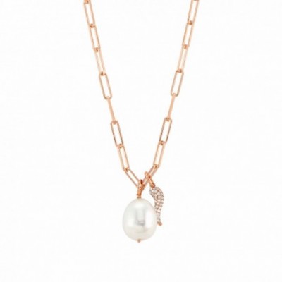 White Dream necklace with Lucky horn